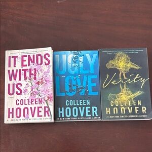 Colleen Hover Books, It Ends With Us, Verity, and Ugly Love